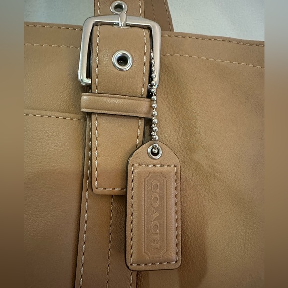 Coach Tan Camel Medium Size Bag - Picture 8 of 10